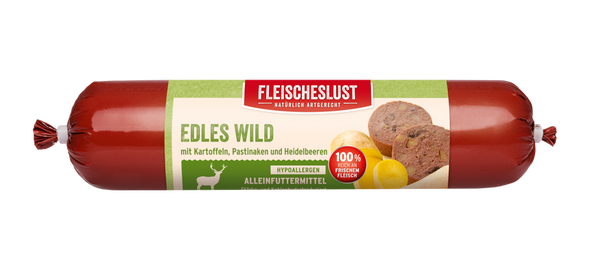 Wild Deer Meatlove 800g dog food with potatoes, parsnips, and blueberries.