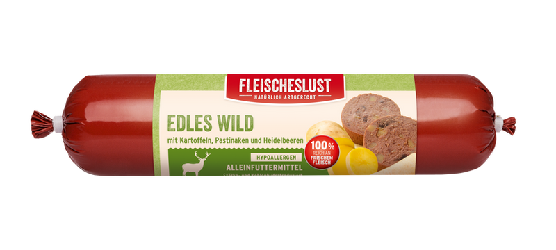Wild Deer Meatlove 800g dog food with potatoes, parsnips, and blueberries.