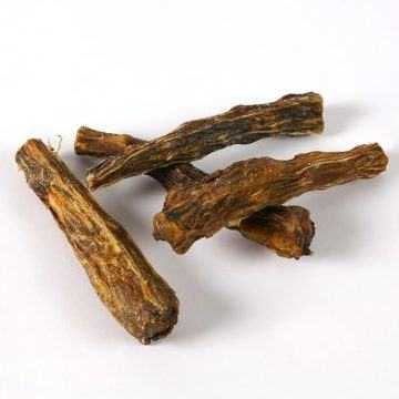 Naws Buffalo Crunchy Tail Dog Treats - Natural, omega-rich, air-dried buffalo tails.