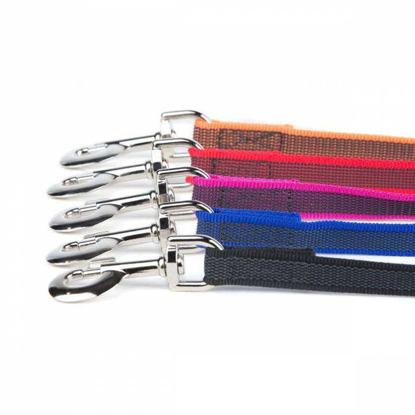 Julius K9 Colour & Gray® Super Grip dog leads in multiple colors with heavy-duty rubber material and secure carabiners