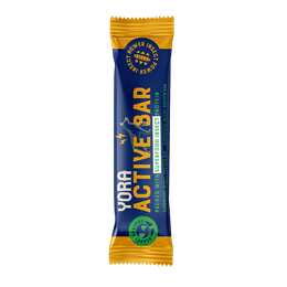 Yora Active Dog Treat Bar with superfood insect protein for active dogs, soft baked and hypoallergenic