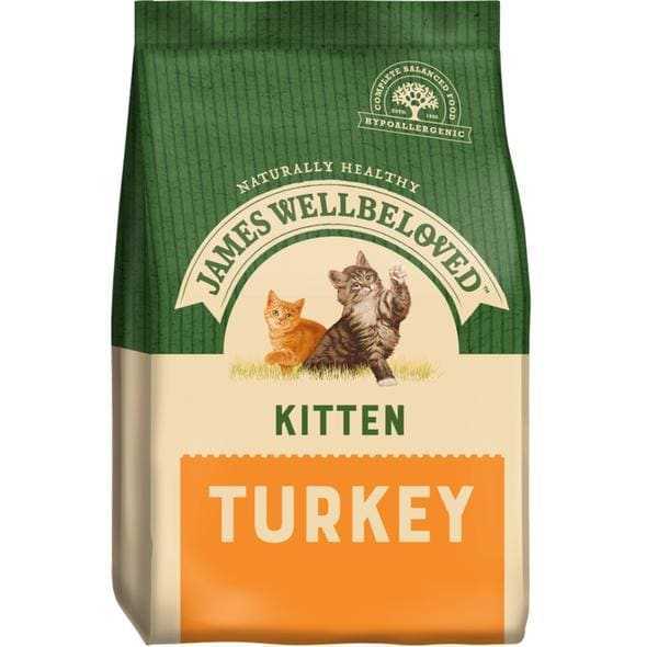 James Wellbeloved Turkey Dry Kitten Food 1.5kg packaging with natural ingredients and hypo-allergenic benefits.