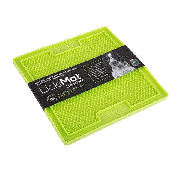Lickimat Soother Pet Treat Dispenser Mat for dogs, green, non-toxic, 20x20 cm.