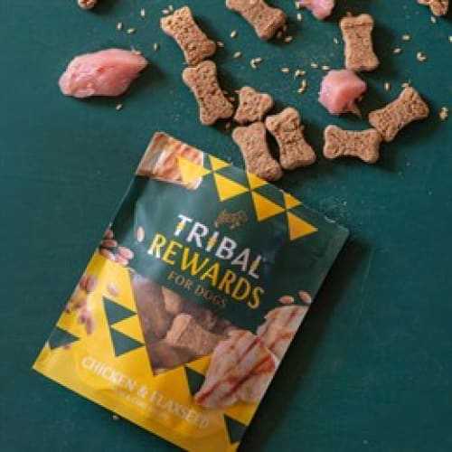 Tribal Chicken & Flaxseed Dog Biscuits. 125g -Tribal5060372412004